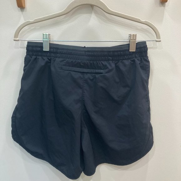 NWT Nike Tempo Luxe shorts - Picture 2 of 3